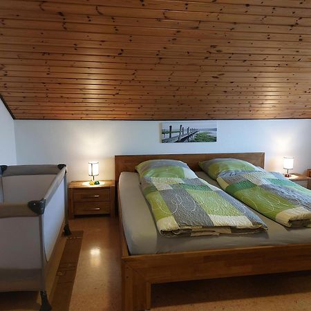 Moderne Ferienwohnung - Neu Renoviert - Ruhige Lage Waldachtal Exterior foto