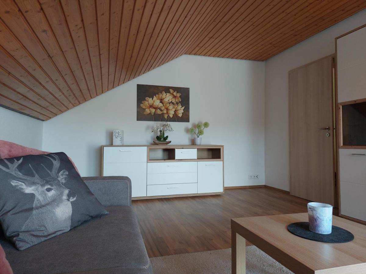 Moderne Ferienwohnung - Neu Renoviert - Ruhige Lage Waldachtal Exterior foto