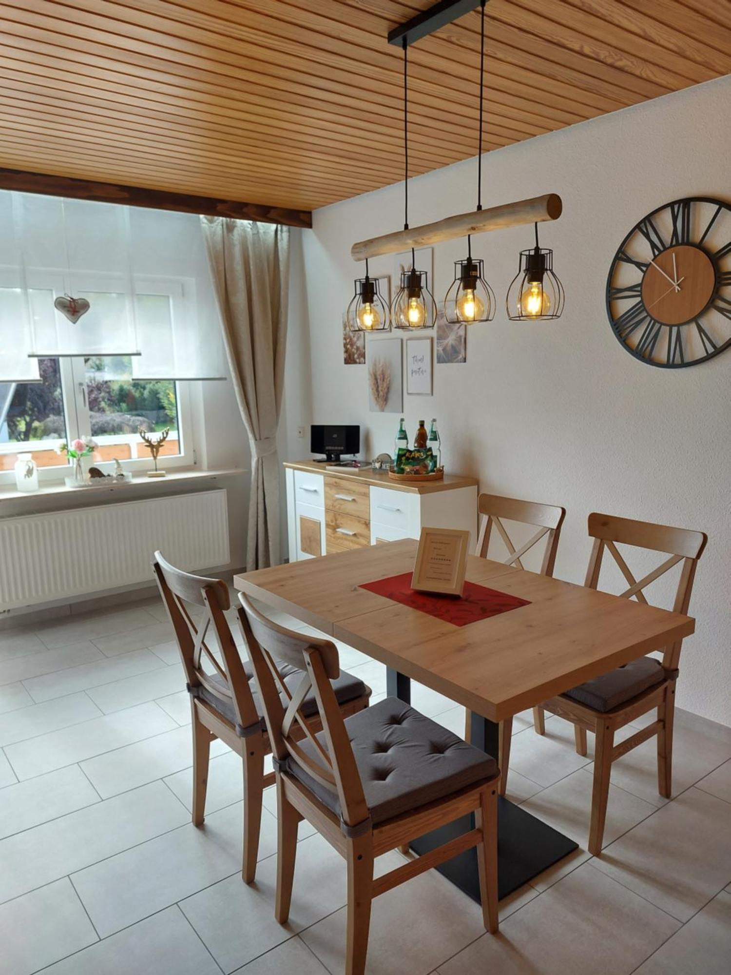 Moderne Ferienwohnung - Neu Renoviert - Ruhige Lage Waldachtal Exterior foto