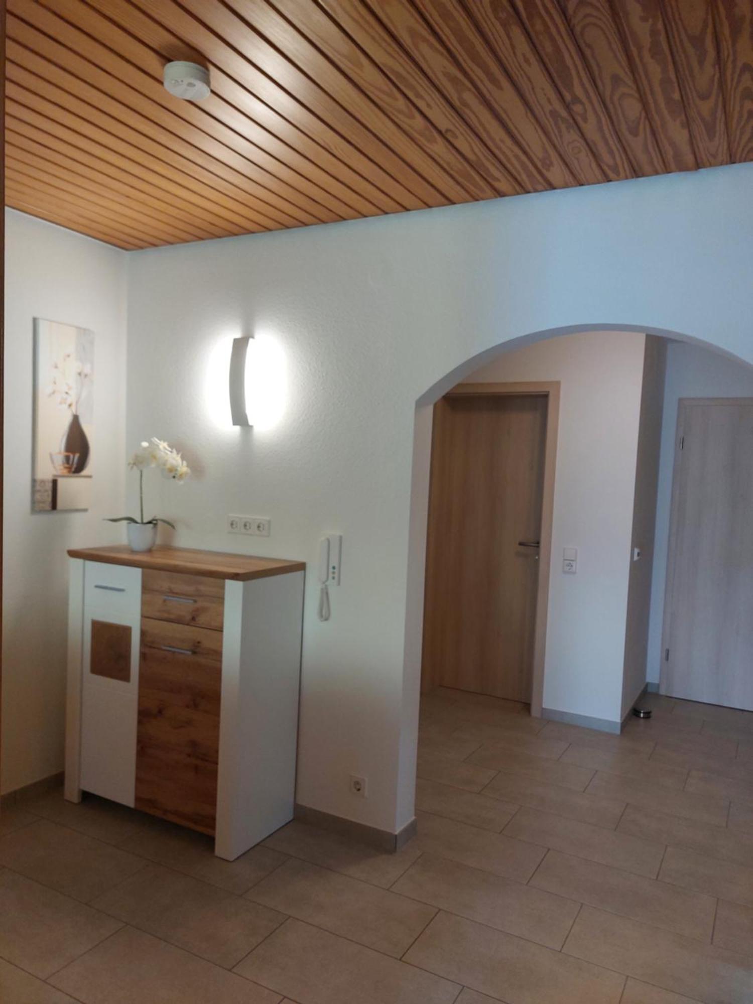 Moderne Ferienwohnung - Neu Renoviert - Ruhige Lage Waldachtal Exterior foto
